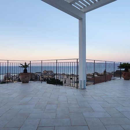 Palazzo Del Golfo Penthouse Apartment Castellammare del Golfo Bagian luar foto