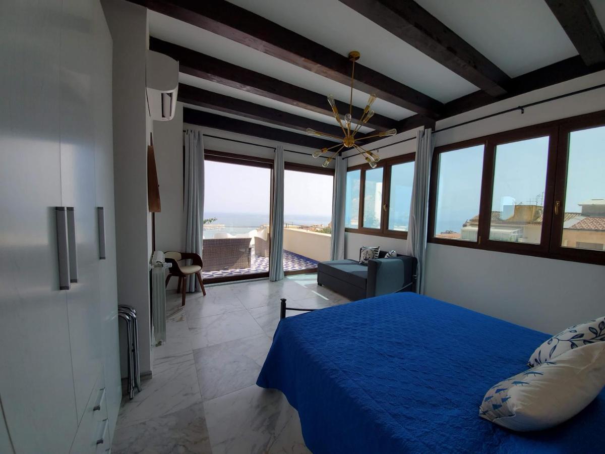 Palazzo Del Golfo Penthouse Apartment Castellammare del Golfo Bagian luar foto