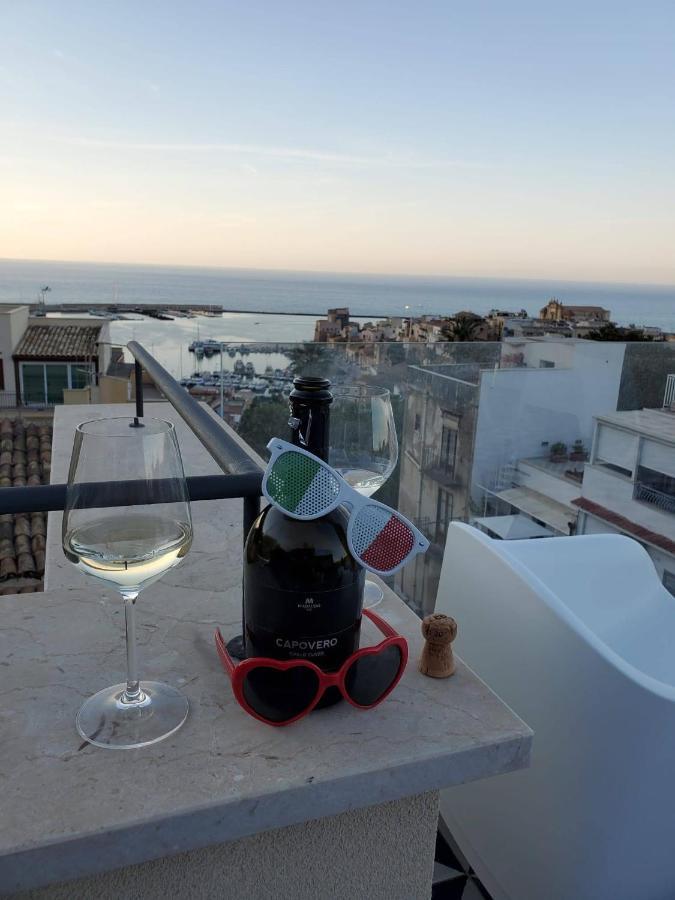 Palazzo Del Golfo Penthouse Apartment Castellammare del Golfo Bagian luar foto