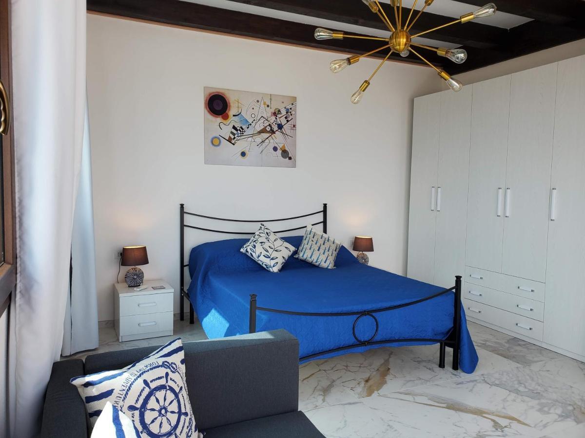 Palazzo Del Golfo Penthouse Apartment Castellammare del Golfo Bagian luar foto