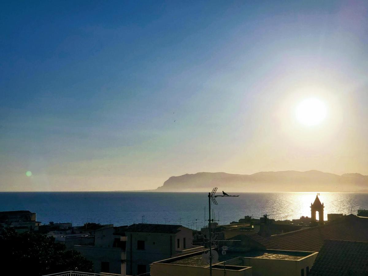 Palazzo Del Golfo Penthouse Apartment Castellammare del Golfo Bagian luar foto