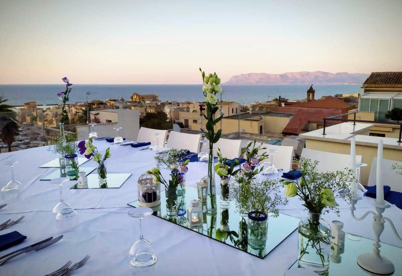 Palazzo Del Golfo Penthouse Apartment Castellammare del Golfo Bagian luar foto