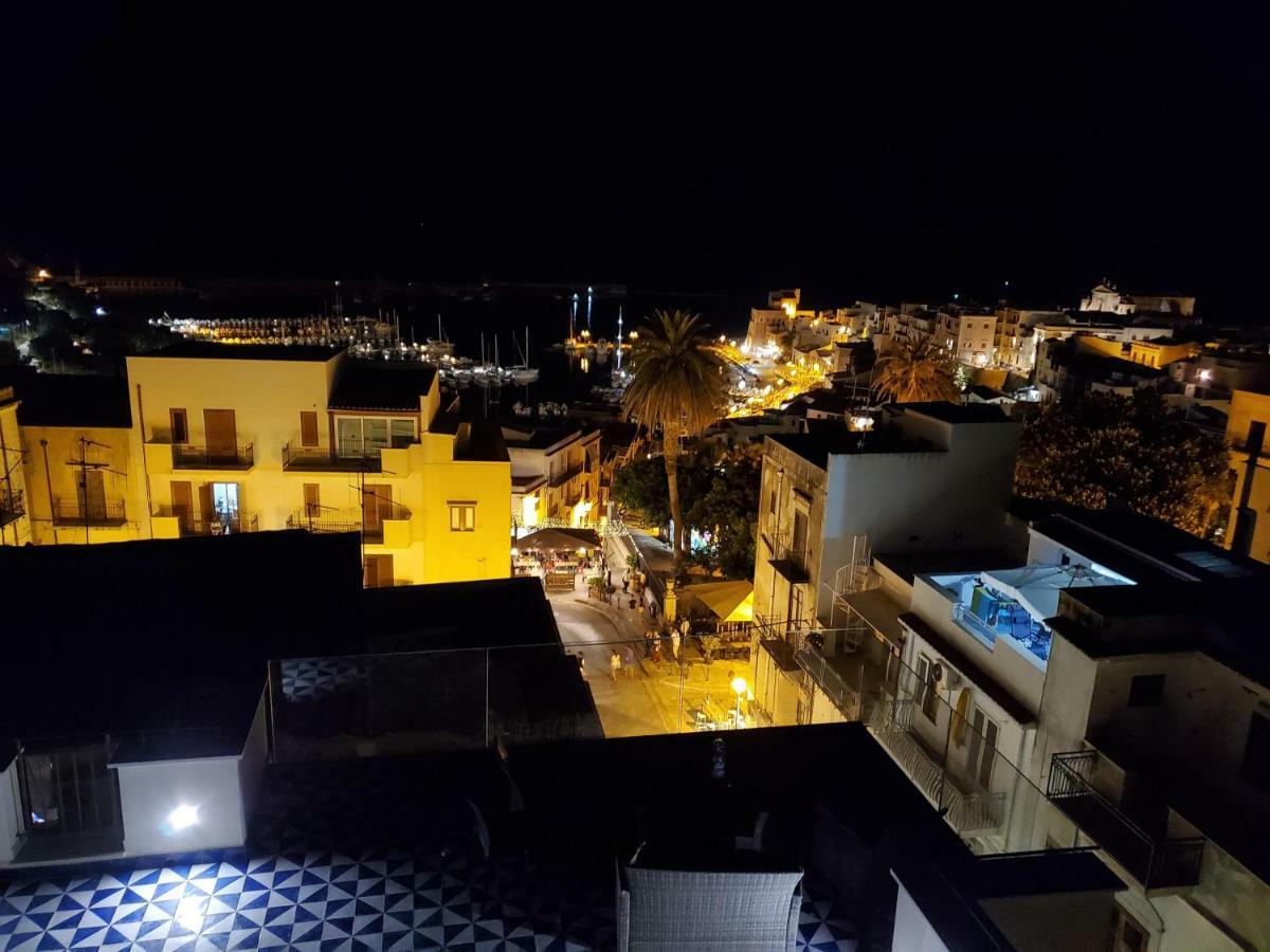 Palazzo Del Golfo Penthouse Apartment Castellammare del Golfo Bagian luar foto